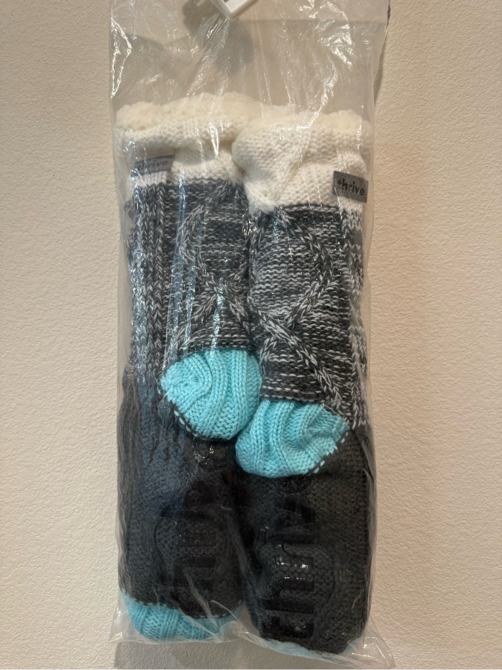 Kaiser Permanente Women’s Plush Cabin Socks - Black, Gray & Aqua